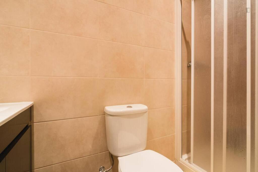 Sunny Terrace Apt, Close To Downtown! 2 Bedroom Flat ลิสบอน ภายนอก รูปภาพ