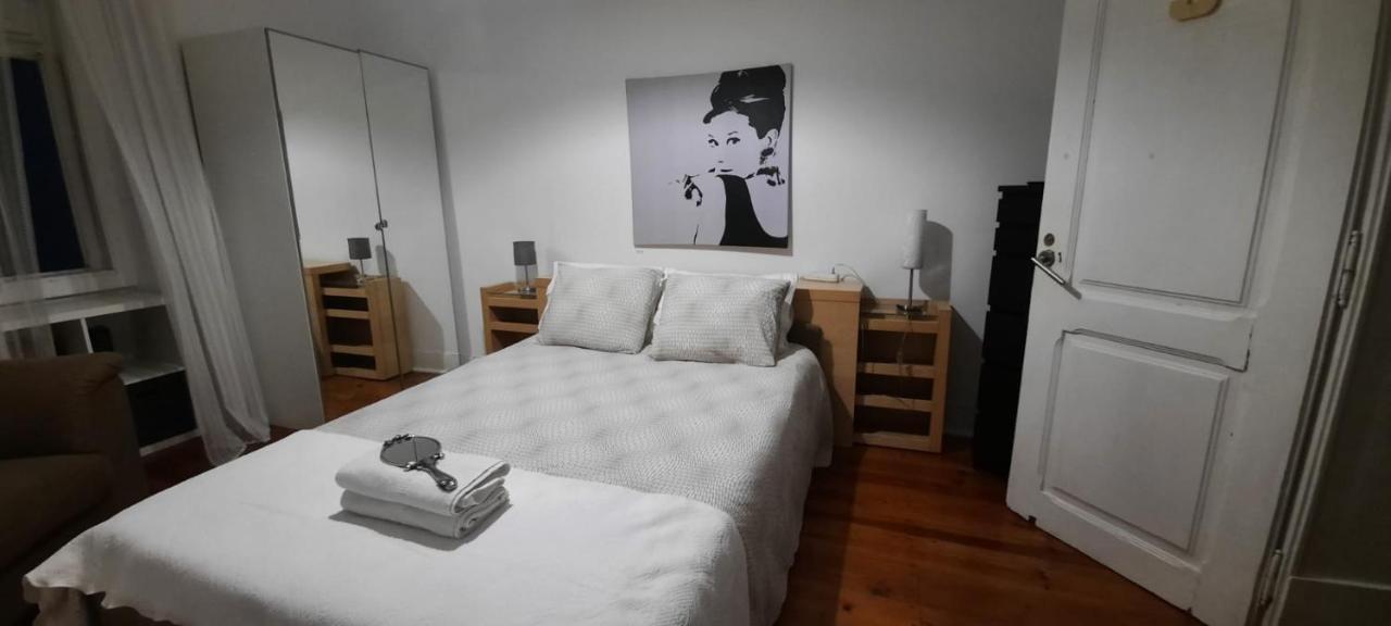 Sunny Terrace Apt, Close To Downtown! 2 Bedroom Flat ลิสบอน ภายนอก รูปภาพ