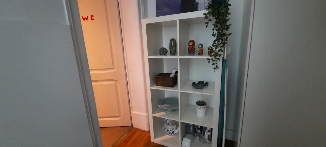 Sunny Terrace Apt, Close To Downtown! 2 Bedroom Flat ลิสบอน ภายนอก รูปภาพ