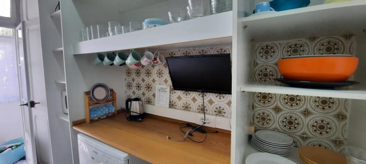 Sunny Terrace Apt, Close To Downtown! 2 Bedroom Flat ลิสบอน ภายนอก รูปภาพ