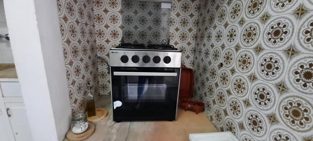Sunny Terrace Apt, Close To Downtown! 2 Bedroom Flat ลิสบอน ภายนอก รูปภาพ